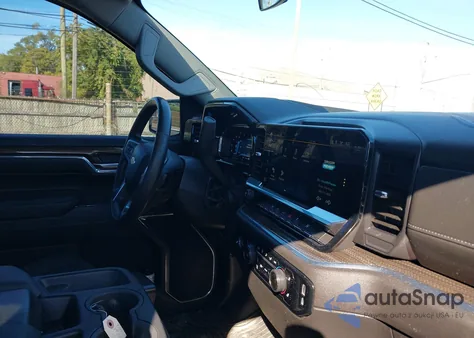 2024 Chevrolet Silverado 1500 4Wd Short Bed Lt With 2Fl z USA, uszkodzony, nr VIN 1GCPDKEK9RZ239144